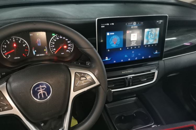 Used BYD Song MAX 2019 1.5T Automatic Smart Connect Prestige 7-Seater China VI Standard Center Console