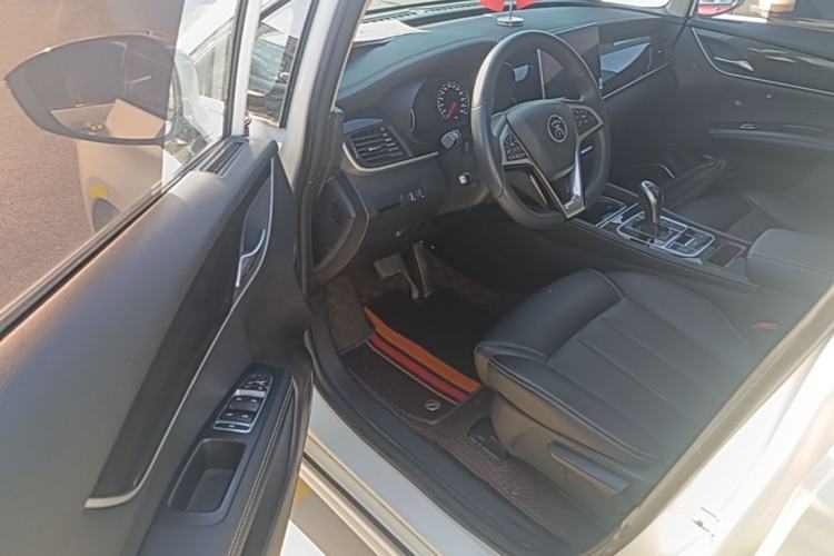 Used BYD Song MAX 2019 1.5T Automatic Smart Connect Ruiyi Sunroof Model 7 Seats China VI Standard Driver Seat