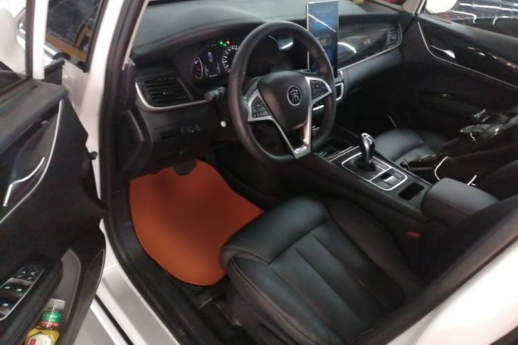 Used BYD Song MAX 2019 1.5T Automatic Smart Connect Ruiyi Sunroof Model 7 Seats China VI Standard Driver Seat