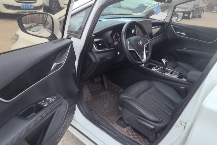 Used BYD Song MAX 2019 1.5T Automatic Smart Connect Prestige Model 6 Seats China V Standard Driver Seat