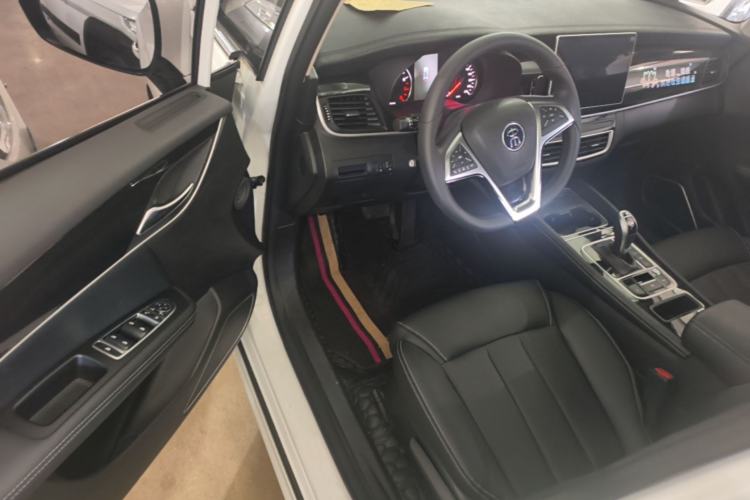 Used BYD Song MAX 2019 1.5T Automatic Smart Connect Ruiyi Sunroof Model 7 Seats China VI Standard Driver Seat