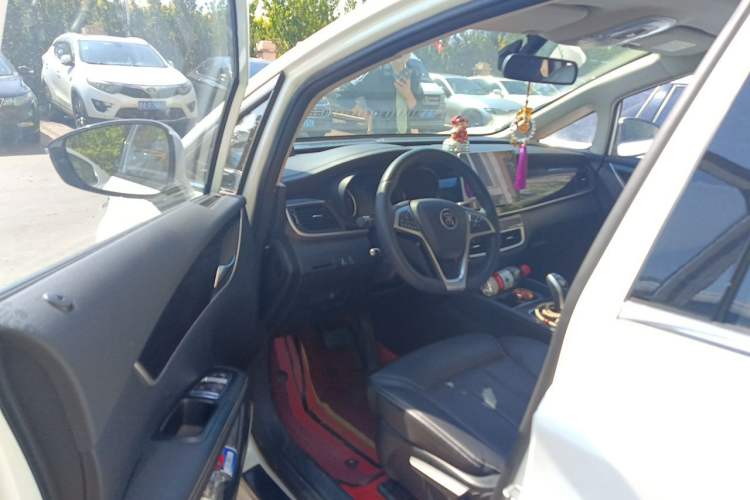 Used BYD Song MAX 2019 1.5T Automatic Smart Connect Ruiyi Sunroof Version 6 Seats China VI Standard Driver Seat