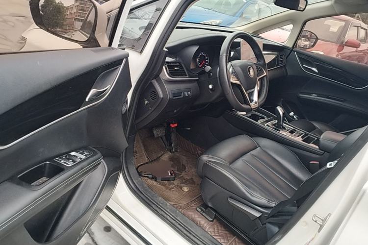 Used BYD Song MAX 2019 1.5T Automatic Smart Connect Ruiyi Sunroof Model 7 Seats China VI Standard Driver Seat