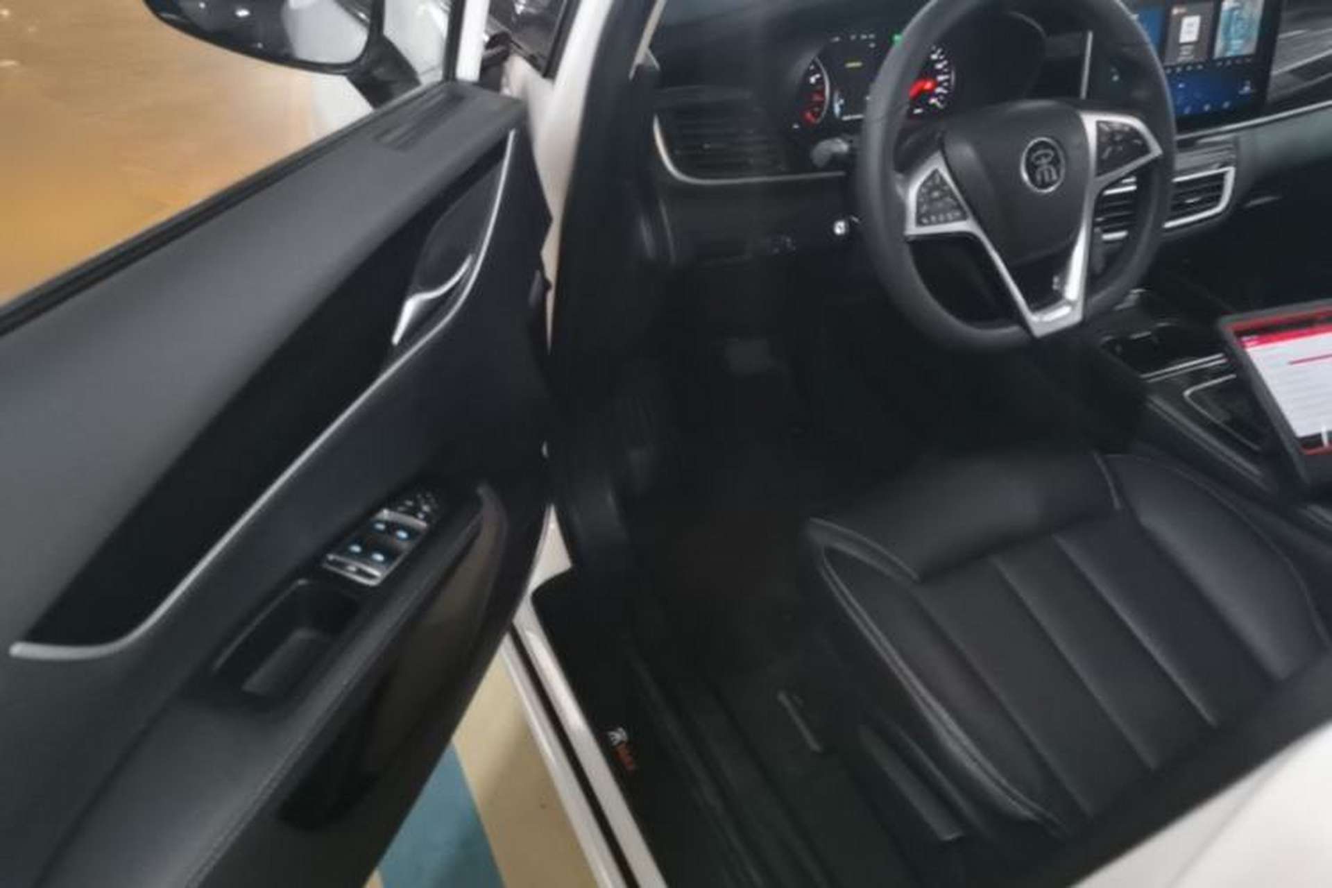 Used BYD Song MAX 2019 1.5T Automatic Smart Connect Prestige 7-Seater China VI Standard Driver Seat