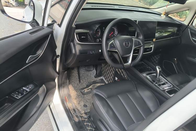 Used BYD Song MAX 2019 1.5T Automatic Smart Connect Ruiyi Sunroof Version 6 Seats China VI Standard Driver Seat
