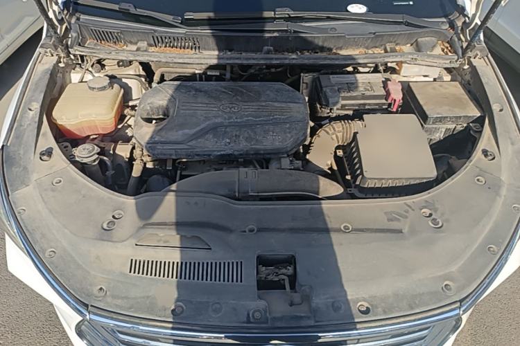Used BYD Song MAX 2019 1.5T Automatic Smart Connect Ruiyi Sunroof Model 7 Seats China VI Standard Engine Bay