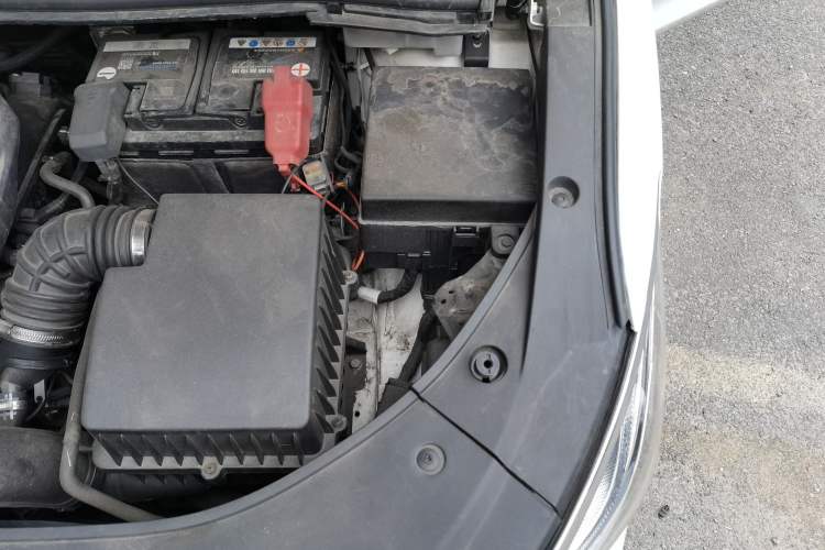 Used BYD Song MAX 2019 1.5T Automatic Smart Connect Prestige 7-Seater China VI Standard Engine Bay Left