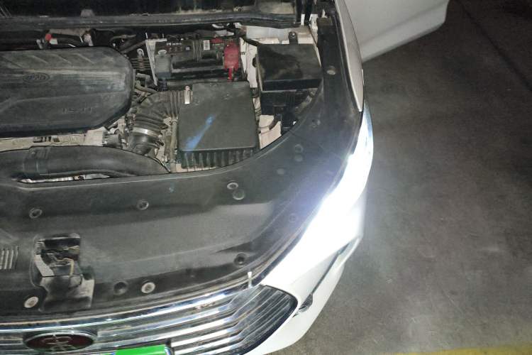 Used BYD Song MAX 2019 1.5T Manual Smart Connect Ruiyi Sunroof Model 7 Seats China VI Standard Engine Bay Left