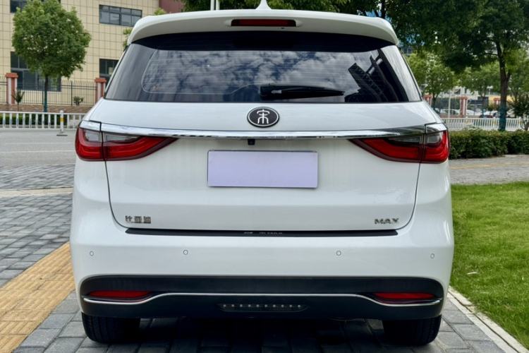 Used BYD Song MAX 2019 1.5T Automatic SmartConnect ZhiLian RuiDong Edition with 6 Seats China VI Standard Exterior 1