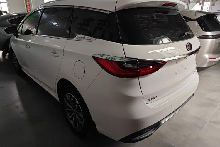 Used BYD Song MAX 2019 1.5T Automatic Smart Connect Ruiyi Sunroof Version 6 Seats China VI Standard Exterior 2