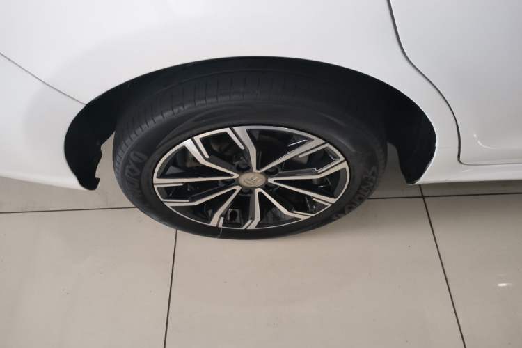 Used BYD Song MAX 2019 1.5T Automatic Smart Connect Ruiyi Sunroof Model 7 Seats China VI Standard Exterior 2