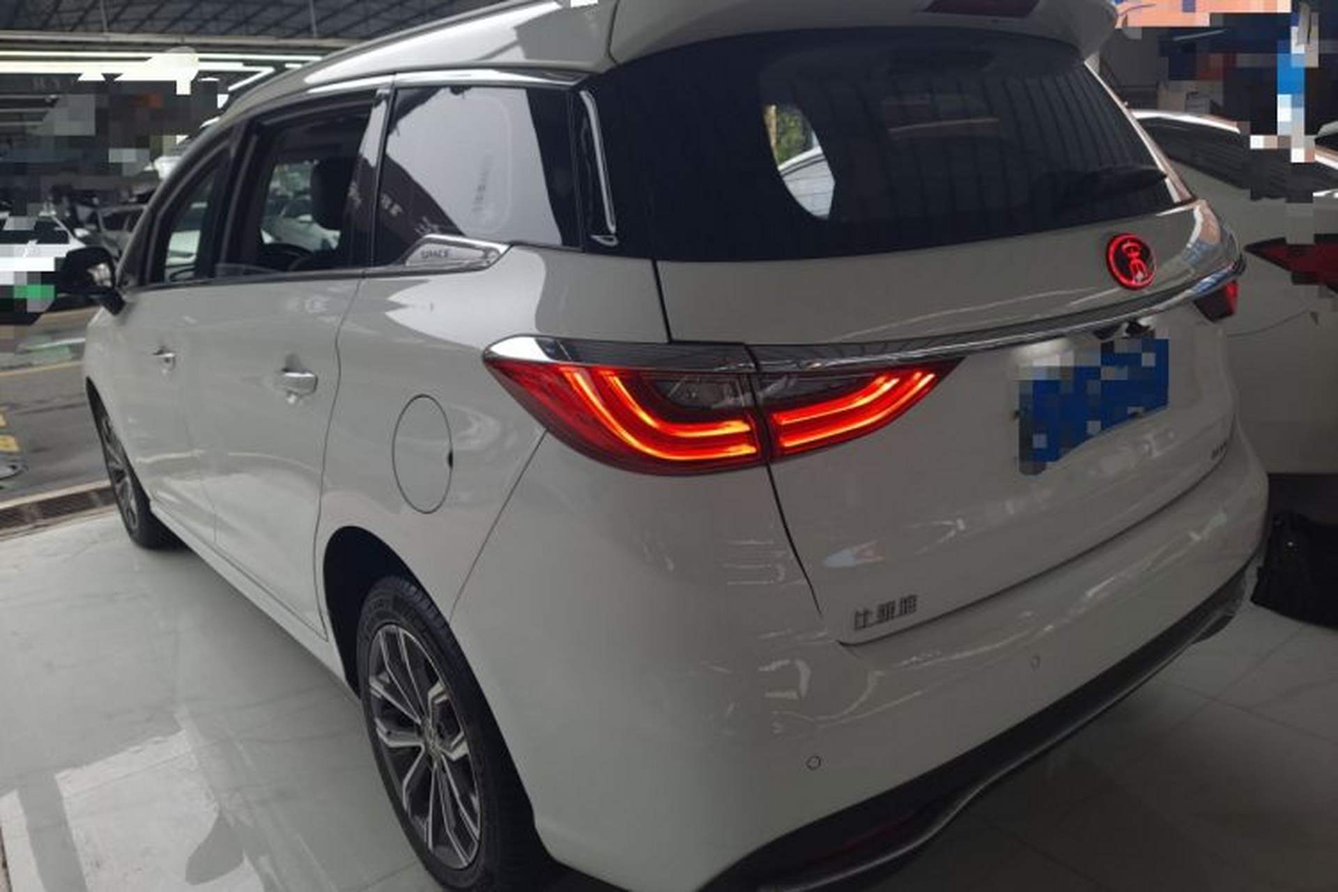 Used BYD Song MAX 2019 1.5T Automatic Smart Connect Ruiyi Sunroof Version 6 Seats China VI Standard Exterior 2