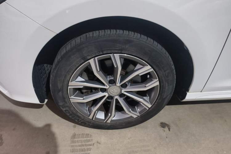 Used BYD Song MAX 2019 1.5T Automatic Smart Connect Ruiyi Sunroof Model 7 Seats China VI Standard Exterior 4