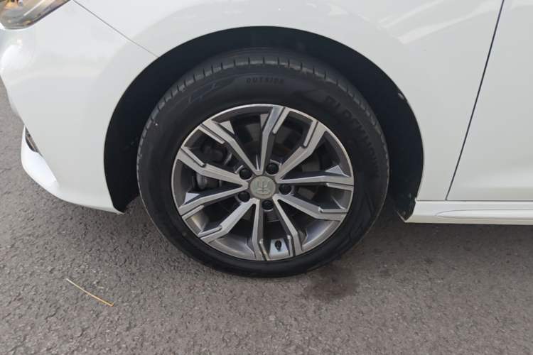 Used BYD Song MAX 2019 1.5T Automatic Smart Connect Ruiyi Sunroof Version 6 Seats China VI Standard Exterior 4