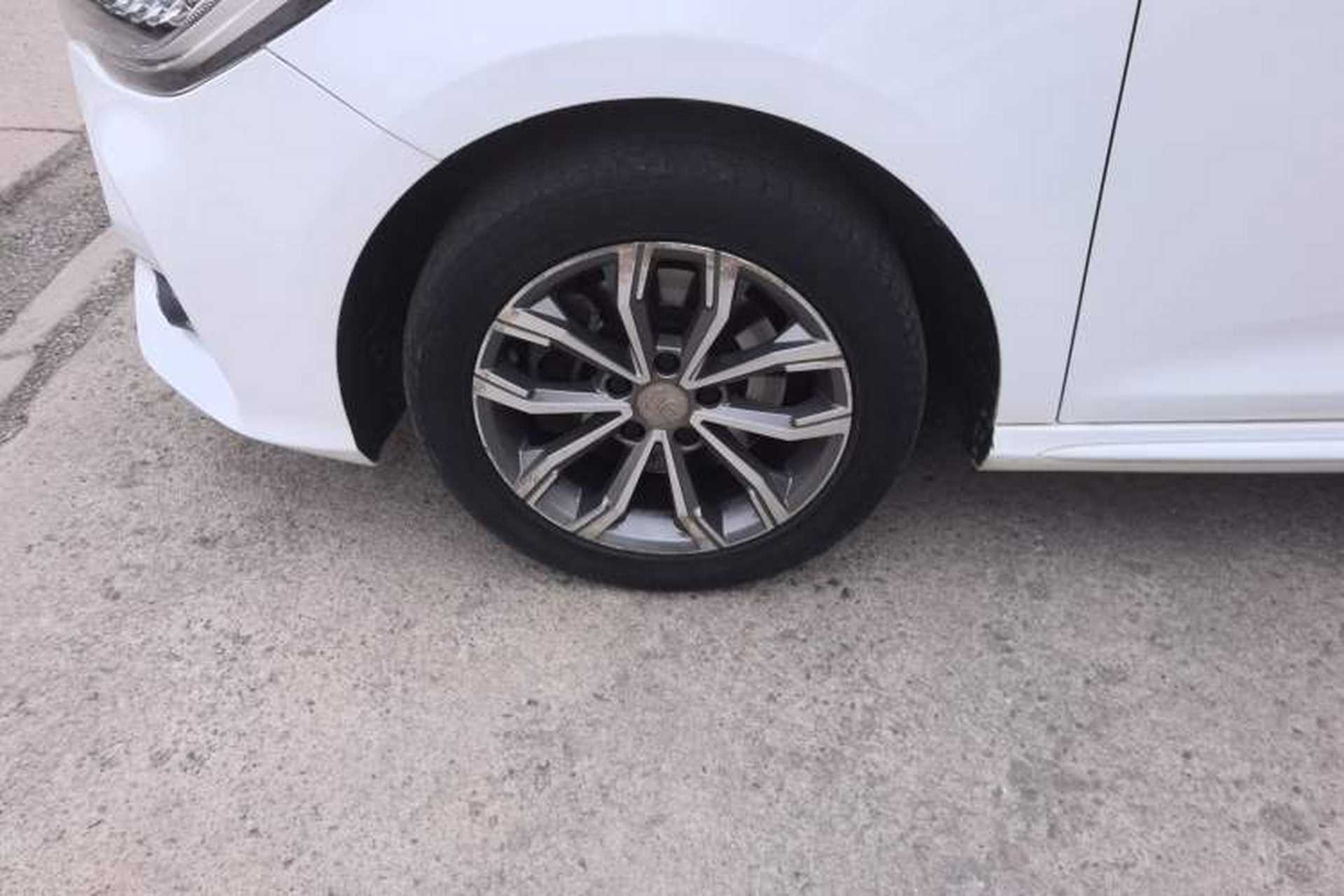 Used BYD Song MAX 2019 1.5T Automatic Smart Connect Prestige Model 6 Seats China V Standard Exterior 4