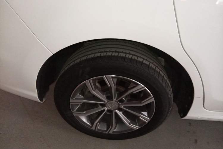 Used BYD Song MAX 2019 1.5T Automatic Smart Connect Ruiyi Sunroof Version 6 Seats Emission Standard China V Exterior 5