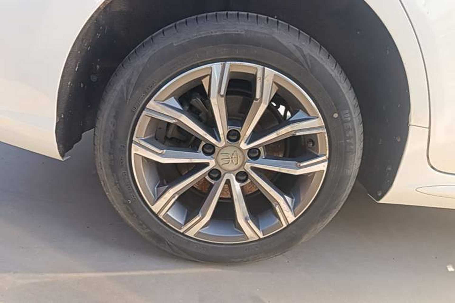 Used BYD Song MAX 2019 1.5T Automatic Smart Connect Ruiyi Sunroof Model 7 Seats China VI Standard Exterior 5