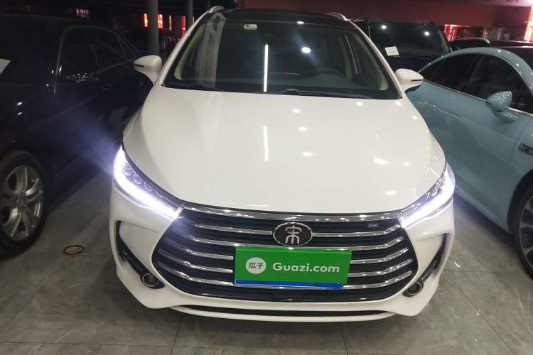 Used BYD Song MAX 2019 1.5T Automatic SmartConnect ZhiLian RuiDong Edition with 6 Seats China VI Standard Front