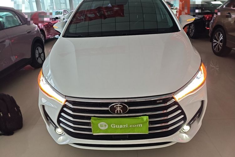 Used BYD Song MAX 2019 1.5T Automatic Smart Connect ZhiLian RuiDong Model 7 Seats China V Emission Standard Front