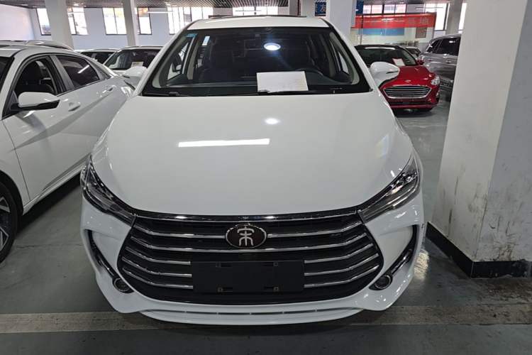 Used BYD Song MAX 2019 1.5T Manual Smart Connect Ruiyi Sunroof Model 6 Seats China VI Standard Front