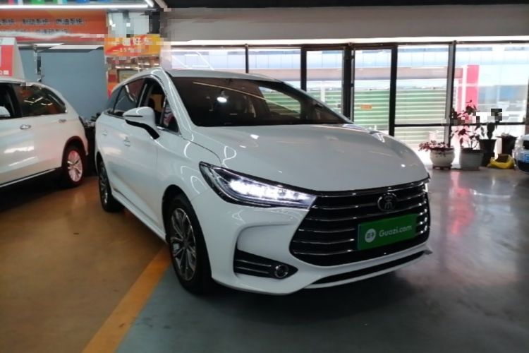 Used BYD Song MAX 2019 1.5T Automatic Smart Connect Ruiyi Sunroof Model 7 Seats China VI Standard Front Right 45 Deg
