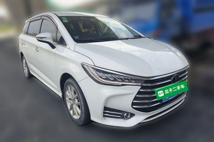 Used BYD Song MAX 2019 1.5T Manual Smart Connect Ruiyi Model 7 Seats China V Emission Standard Front Right 45 Deg