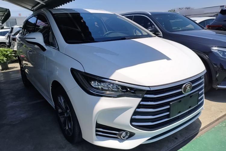 Used BYD Song MAX 2019 1.5T Automatic Smart Connect Ruiyi Sunroof Version 6 Seats China VI Standard Front Right 45 Deg
