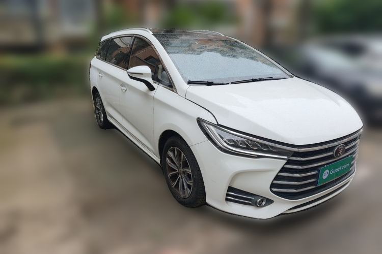 Used BYD Song MAX 2019 1.5T Automatic Smart Connect Prestige 7-Seater China V Standard Front Right 45 Deg