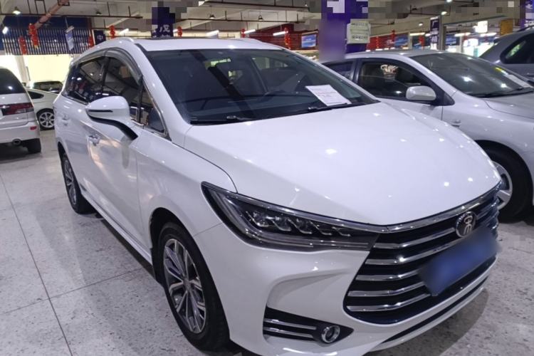 Used BYD Song MAX 2019 1.5T Automatic Smart Connect Ruiyi Sunroof Model 7 Seats China VI Standard Front Right 45 Deg