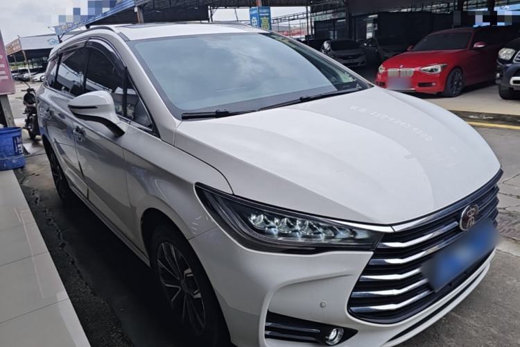 Used BYD Song MAX 2019 1.5T Automatic Smart Connect Ruiyi Sunroof Version 6 Seats China VI Standard Front Right 45 Deg