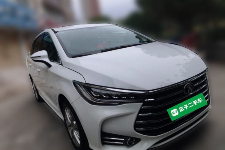 Used BYD Song MAX 2019 1.5T Manual Smart Connect Ruiyi Sunroof Model 7 Seats China VI Standard Front Right 45 Deg