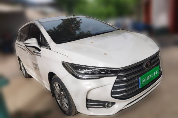 Used BYD Song MAX 2019 1.5T Manual Smart Connect Ruiyi Sunroof Model 7 Seats China VI Standard Front Right 45 Deg