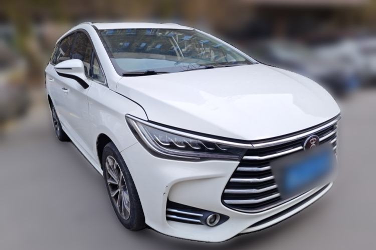 Used BYD Song MAX 2019 1.5T Automatic Smart Connect Ruiyi Model 7 Seats China V Emission Standard Front Right 45 Deg