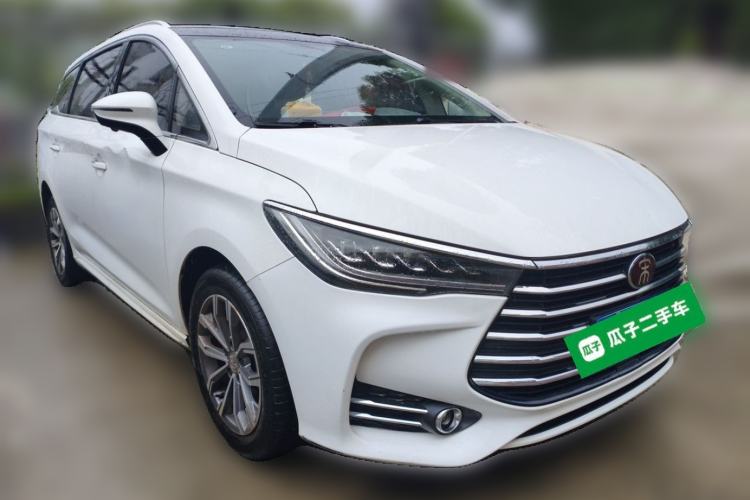Used BYD Song MAX 2019 1.5T Automatic Smart Connect ZhiLian RuiDong 6-Seater China V Standard Front Right 45 Deg