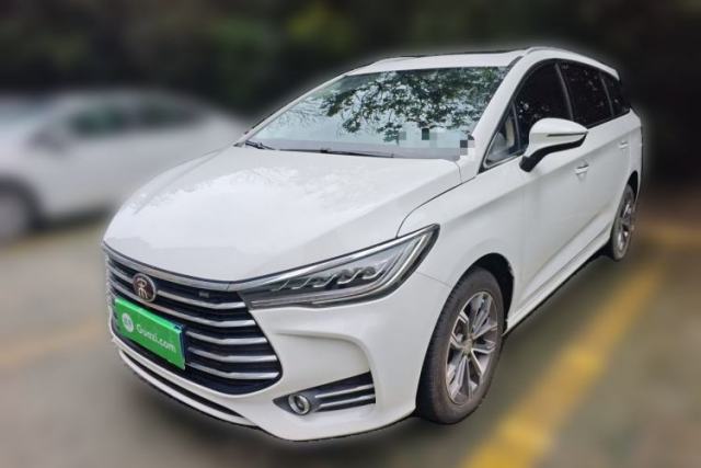 Ojetý BYD Song MAX 2019 1.5T Automatic Smart Connect Ruiyi Model 6-Seater China V Standard