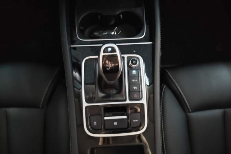 Used BYD Song MAX 2019 1.5T Automatic Smart Connect Ruiyi Sunroof Model 7 Seats China VI Standard Gear Lever