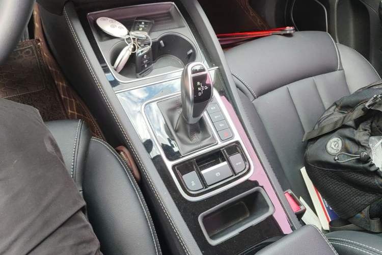 Used BYD Song MAX 2019 1.5T Automatic Smart Connect Prestige 7-Seater China VI Standard Gear Lever