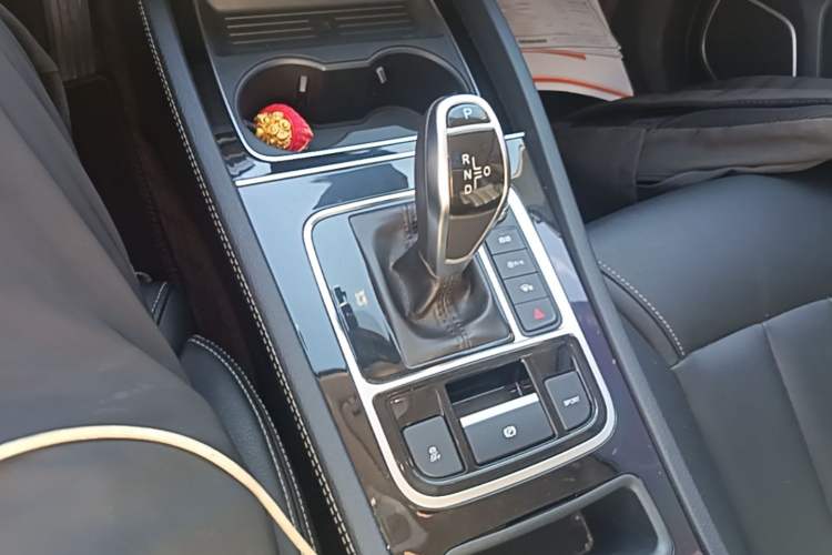 Used BYD Song MAX 2019 1.5T Automatic Smart Connect Ruiyi Sunroof Model 7 Seats China VI Standard Gear Lever