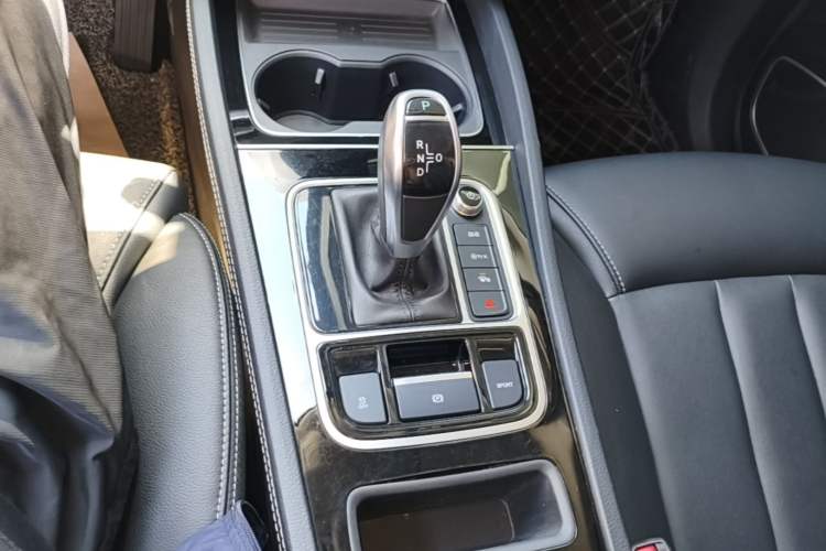 Used BYD Song MAX 2019 1.5T Automatic Smart Connect Ruiyi Sunroof Version 6 Seats China VI Standard Gear Lever