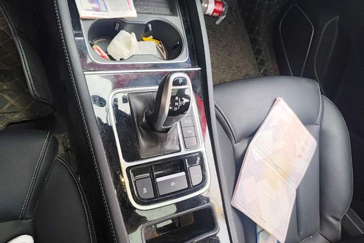 Used BYD Song MAX 2019 1.5T Automatic Smart Connect Ruiyi Sunroof Model 7 Seats China VI Standard Gear Lever