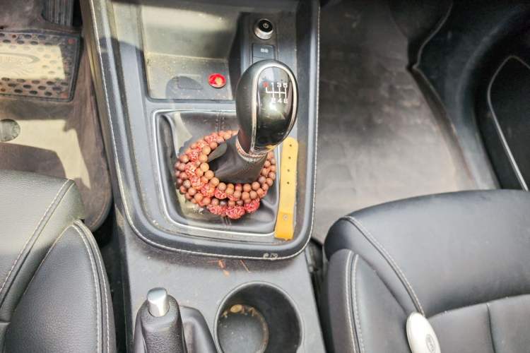 Used BYD Song MAX 2019 1.5T Manual Smart Connect Ruiyi Sunroof Model 6 Seats China VI Standard Gear Lever