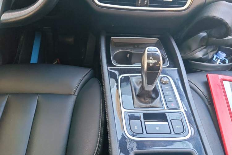Used BYD Song MAX 2019 1.5T Automatic Smart Connect Ruiyi Sunroof Model 7 Seats China VI Standard Gear Lever
