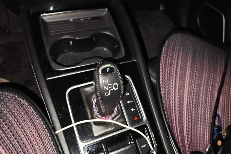 Used BYD Song MAX 2019 1.5T Automatic Smart Connect Prestige Model 6 Seats China VI Standard Gear Lever