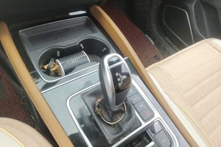 Used BYD Song MAX 2019 1.5T Automatic Smart Connect Ruiyi Model 6-Seater China V Standard Gear Lever