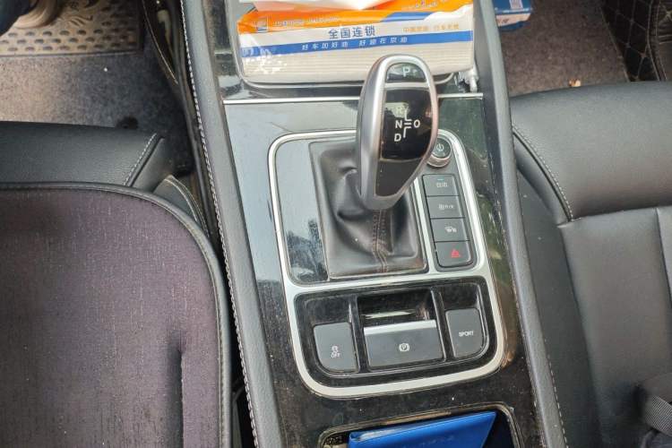 Used BYD Song MAX 2019 1.5T Automatic Smart Connect Ruiyi Sunroof Version 6 Seats China VI Standard Gear Lever