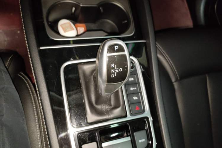 Used BYD Song MAX 2019 1.5T Automatic Smart Connect Ruiyi Sunroof Model 7 Seats China VI Standard Gear Lever