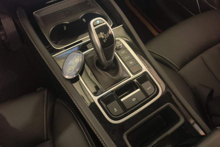 Used BYD Song MAX 2019 1.5T Automatic Smart Connect Ruiyi Sunroof Model 7 Seats China VI Standard Gear Lever