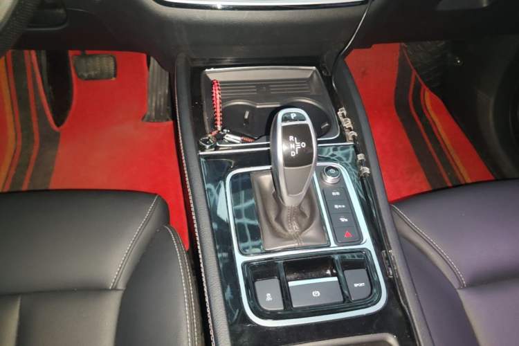 Used BYD Song MAX 2019 1.5T Automatic Smart Connect Ruiyi Sunroof Model 7 Seats China VI Standard Gear Lever