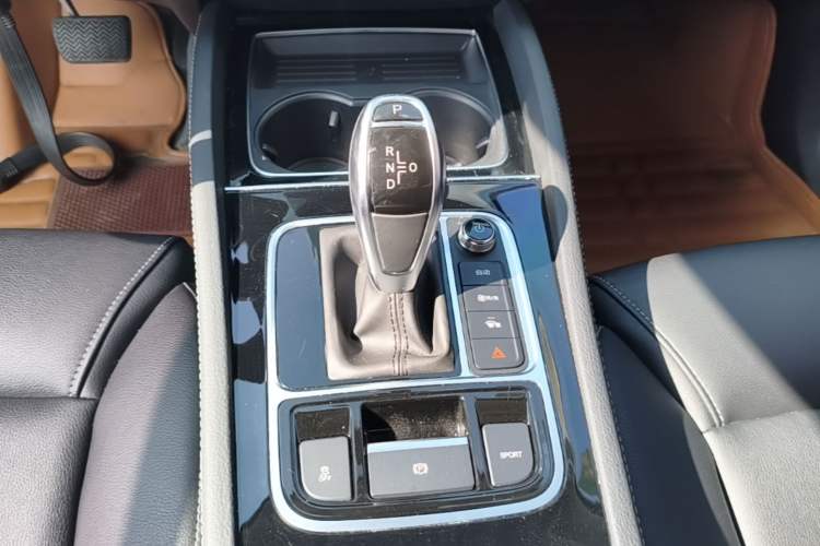 Used BYD Song MAX 2019 1.5T Automatic Smart Connect Prestige 7-Seater China VI Standard Gear Lever