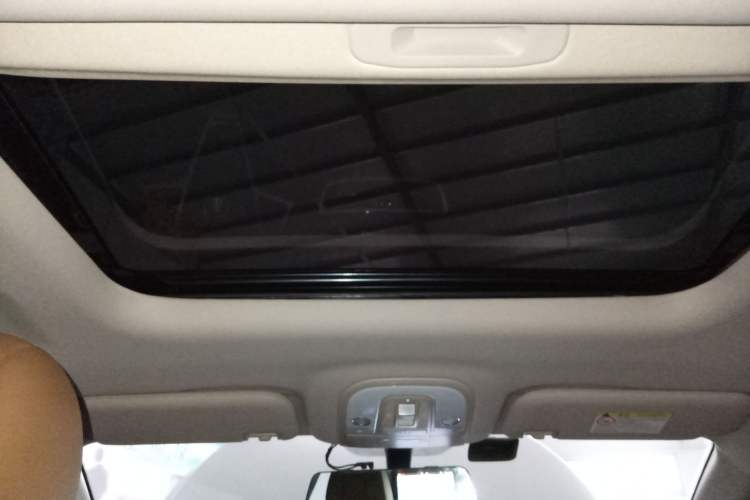Used BYD Song MAX 2019 1.5T Automatic Smart Connect Ruiyi Sunroof Version 6 Seats Emission Standard China V Headliner